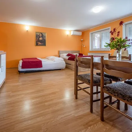 Anja Apartment *