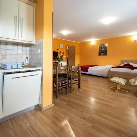 Anja Apartment *